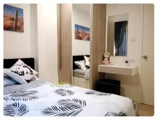 Urgent for rent !! Icondo Green Space Sukhumvit 77, pool view, good location, fully furnished. Near the shopping center, book now !!