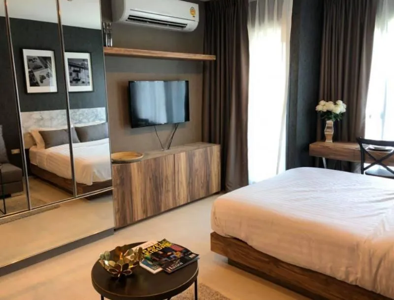 ปล่อยเช่า Rhythm Sukhumvit 36-38 ชั้น 11 ห้องสวย เฟอร์ครบ รีบจองด่วน!!