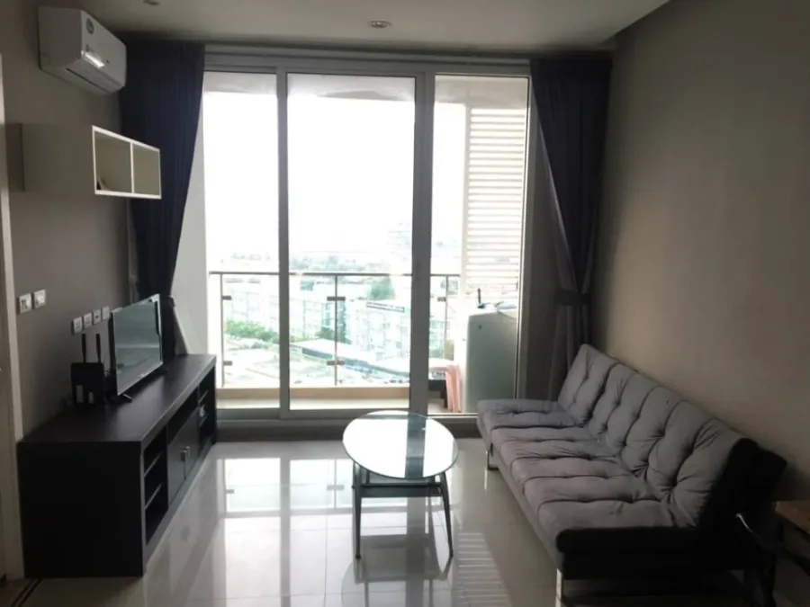 Sell/rent T.C. Green, south balcony, good view, don't miss it, book now!