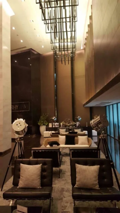 ให้เช่า คอนโด ริทึ่ม อโศก ชั้น 9 วิวสระว่ายน้ำ ห้อง Studio พร้อมอยู่ อย่ารอช้า!!