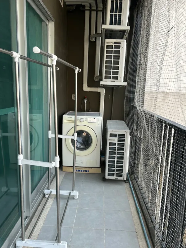 ให้เช่า Fuse Chan Sathorn ชั้น 28 ห้องมุม มีความเป็นส่วนตัว ตกแต่งครบ จองเลย