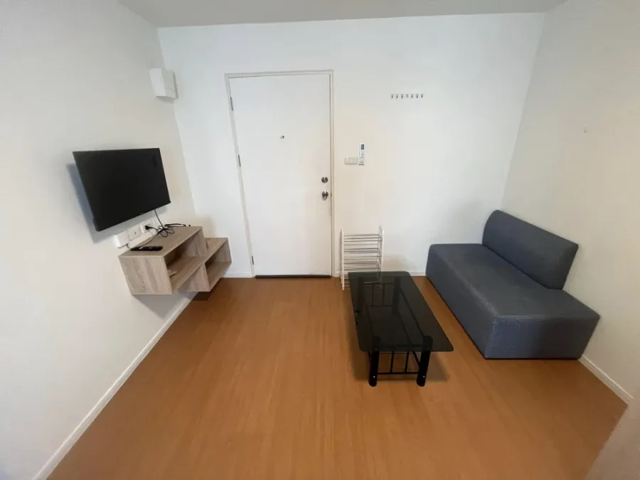 For rent: Lumpini Township Rangsit Khlong 1, corner room with privacy, not too expensive, hurry and reserve now, don't wait.