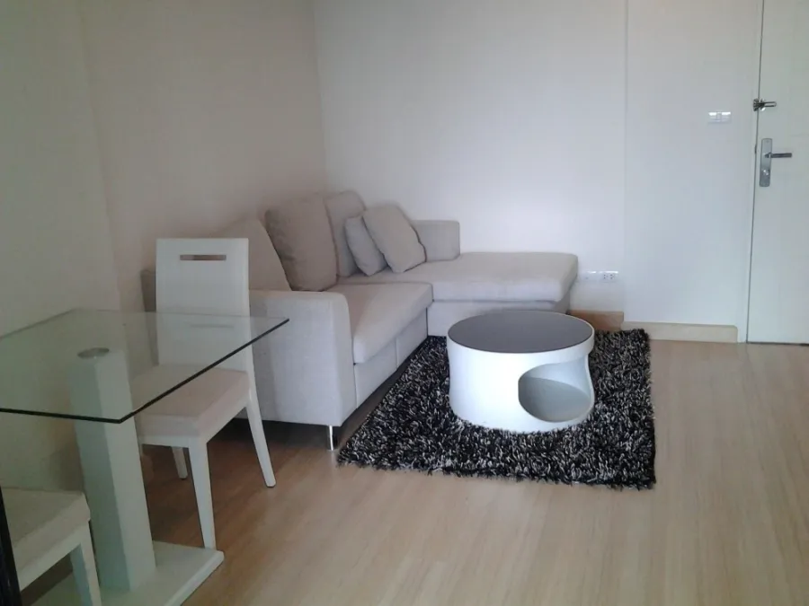 Condo for rent, Life @ Ladprao 18, 29th floor, city view, complete with electrical appliances. You can only come by yourself.