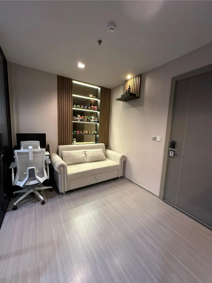 ขาย คอนโด ไลฟ์ อโศก-พระราม 9 ชั้น 15 ห้องทิศเหนือ ตกแต่งสวยน่าอยู่มาก วิวไม่บล็อก อย่าช้า จองเลย