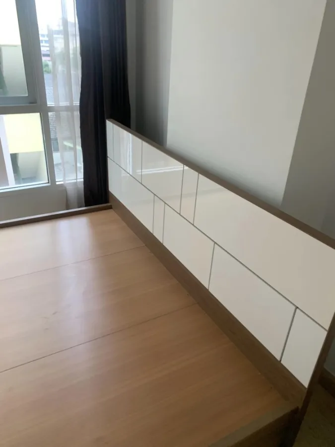 For sale, for rent, Levo Lat Phrao 18 Phase 2, corner room, good wind, good feng shui, complete with basic furniture, hurry and book before you miss o