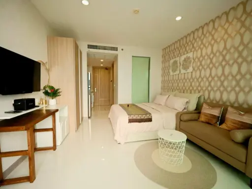 ขาย ให้เช่า The Riviera Wong Amat Beach ห้องสตูดิโอ ตกแต่งคุมโทน ติดวอลเปเปอร์อย่างดี วิวสวย ห้ามพลาด
