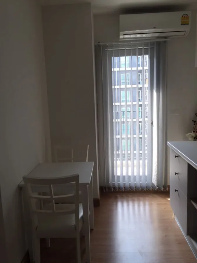 Condo for rent, Chapter One, Modern Dutch, fully furnished, special price, book now.