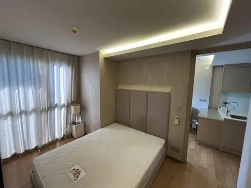 For rent, Via Botani Sukhumvit 47, spacious room with full facilities, good like this, book now.