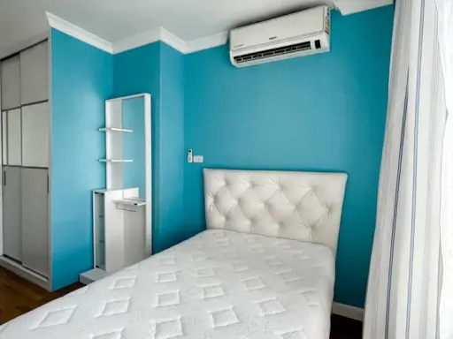 ให้เช่า Lumpini Place Rama 9–Ratchada 2 ห้องนอน พื้นที่ใช้สอยเยอะ ทำเลดี รีบจองเลยจ้า
