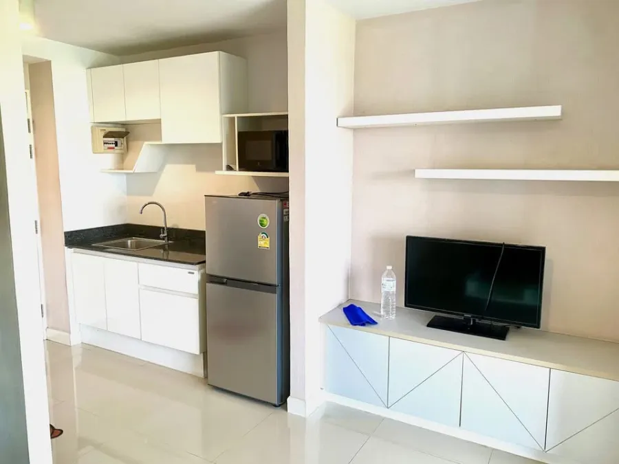 ให้เช่า Swift Condo ชั้น 4 มาพร้อมเฟอร์และเครื่องใช้ไฟฟ้าครบ จองเลย ห้ามพลาด