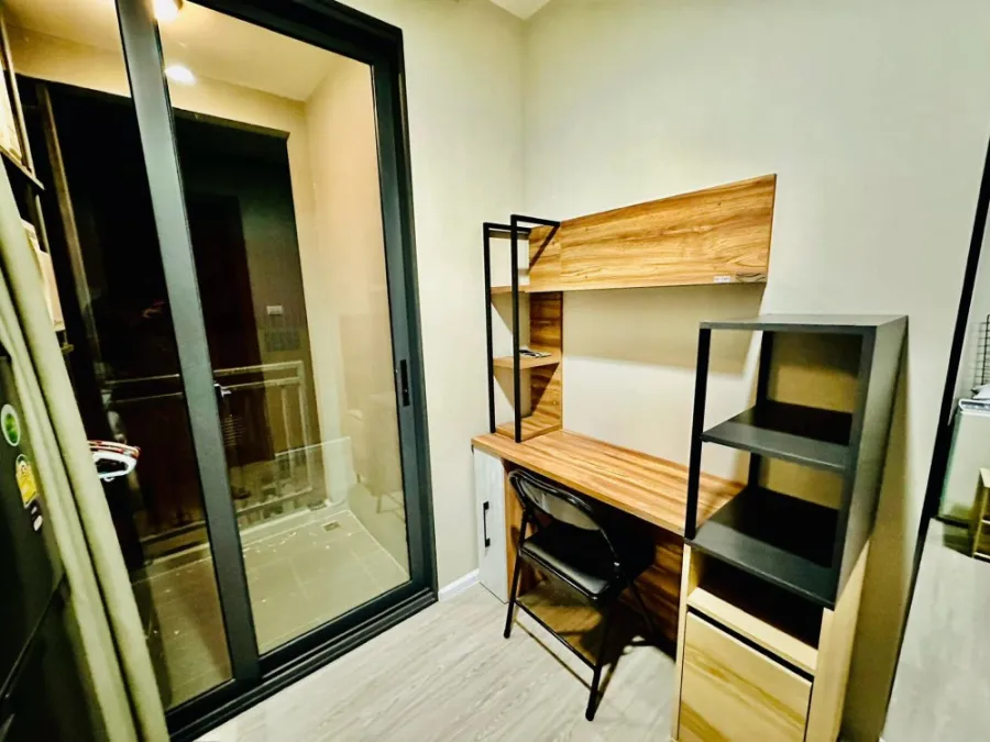 For rent: JW Station @ Ramindra. The room is separated into sections. Fully furnished Not booking is a big mistake.
