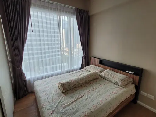 Condo for rent, The Saint Residences, Building B, 12th floor, swimming pool view, this good, you'll regret it if you miss it.