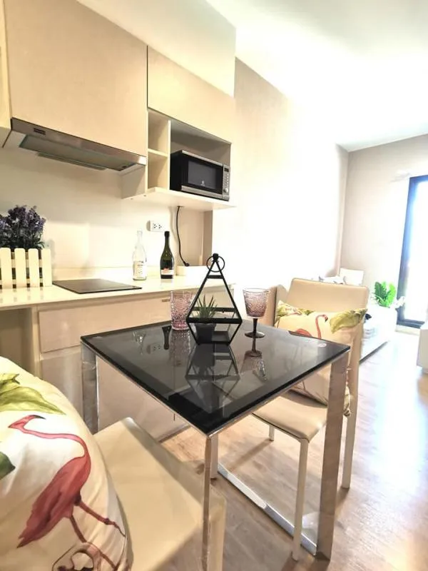 Urgent sale The Parkland Petchkasem-Thapra. Cute decorated room, modern style, very nice, can own it today.