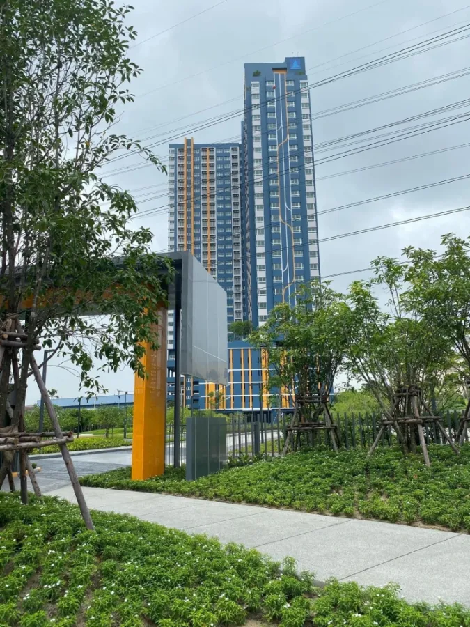 Brand New 100% Unoccupied Condo for SALE - 11th Floor (Building A), 26.62 sq.m., Featuring Fitted IKEA Wardrobe on Main Phatthanakan Road | ✨ Lumpini