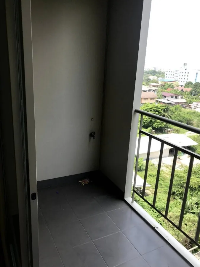 Sell Lumpini Ville Nakorn In-River View, 7th floor, empty room, partitioned You can't miss it. Hurry up to reserve.