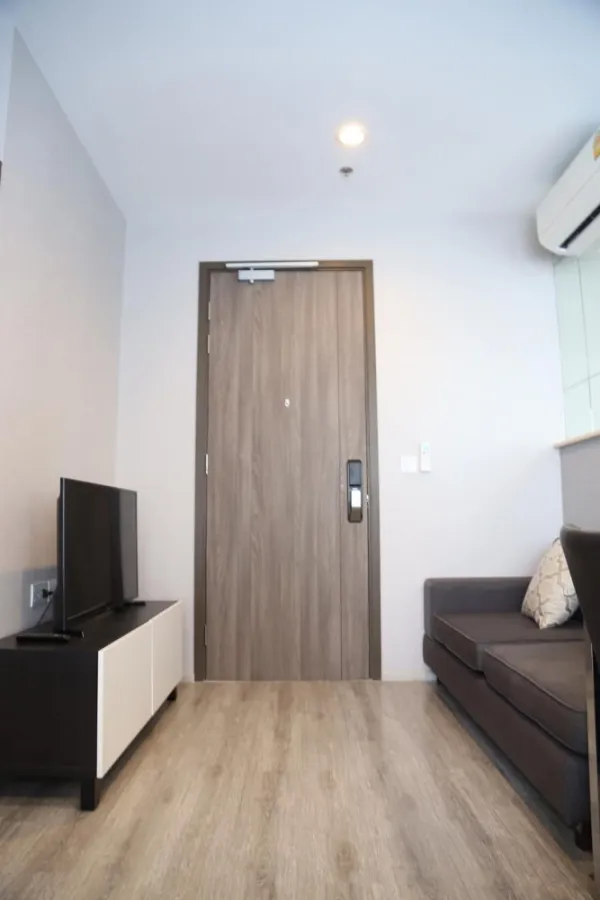 Condo for rent, Ideo Mobi Asoke, studio room, fully furnished, ready to move in Well, you can just come in and get in. Book quickly.
