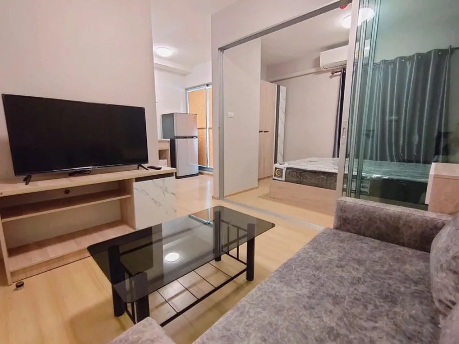 For sale or rent Plum Condo Chaengwattana Station Phase 3, Building C, 5th floor, fully furnished, ready to move in, reasonable price, don't miss out.