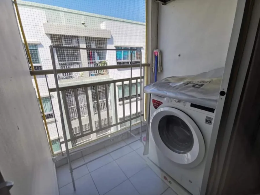 Sell/rent Lumpini Ville Condo, Cultural Center, Building A2, 8th floor, ready to move in, convenient to travel, don't miss it!!