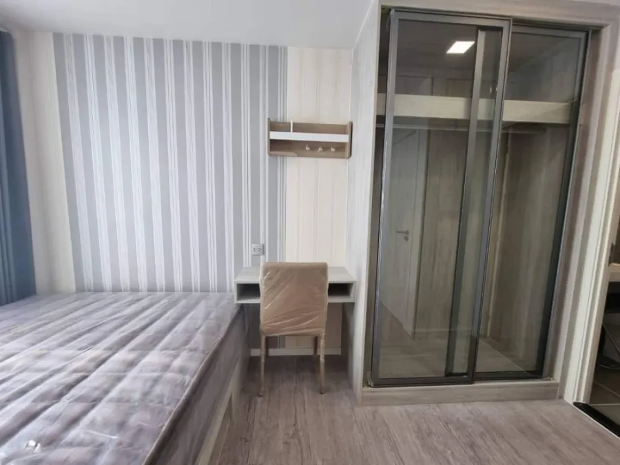 For rent Atmoz Tropicana Bangna ห้องน่าอยู่ ติดวอลเปเปอร์อย่างดี ราคาอย่างคุ้ม รีบมาจอง