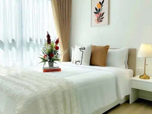 Selling iCondo Active Phatthanakan, 4th floor unit, fully furnished with appliances. Don't miss out! images