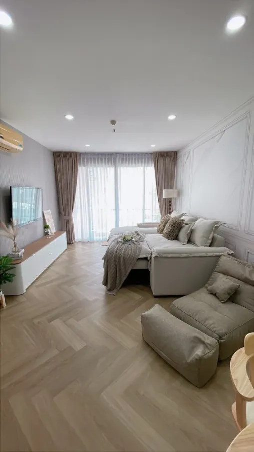 ให้เช่า The Star Estate@Narathiwas ห้องแต่งสวยคุมโทนสุดปัง ติดวอลเปเปอร์อย่างดี รีบจองด่วนๆ