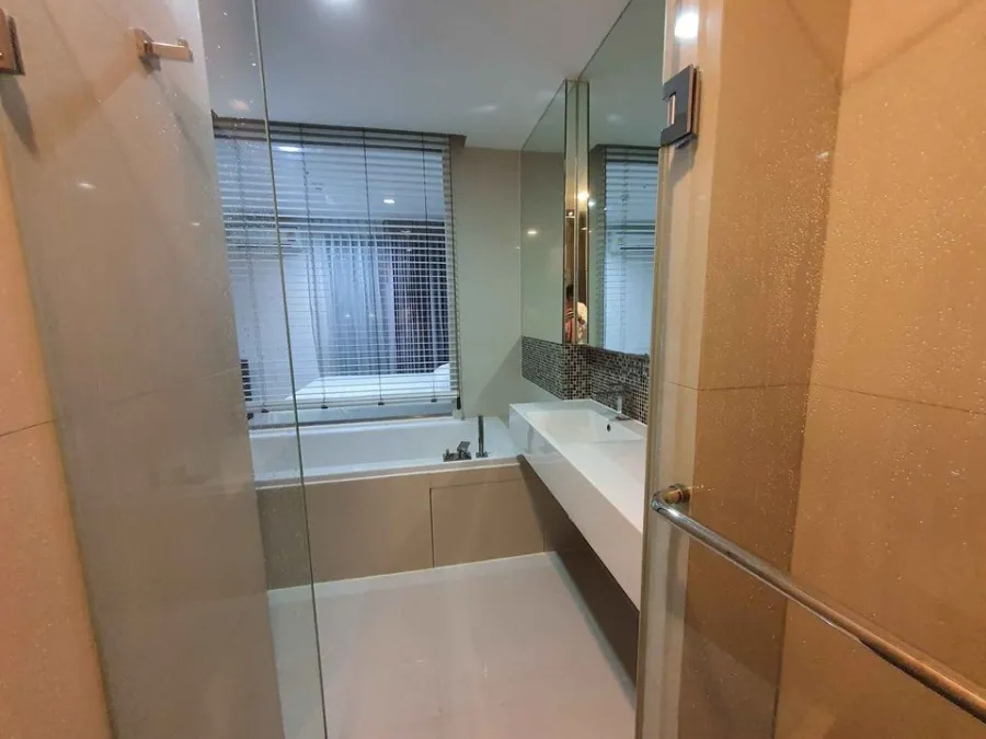 ขาย Rhythm Sukhumvit 44/1 ชั้น 8 วิวสวน ห้องกว้าง กั้นเป็นสัดส่วน โซฟานั่งสบาย พลาดแล้วจะเสียใจ