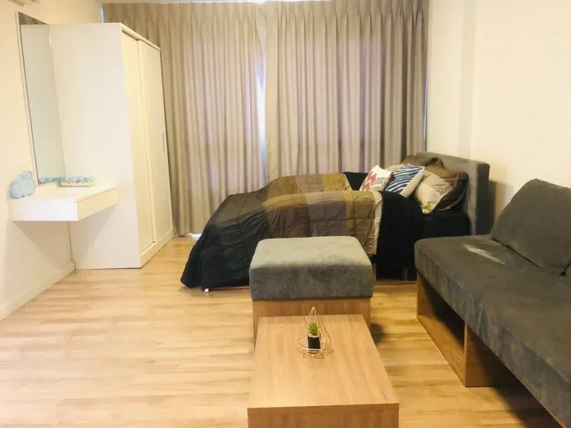 For rent ดีคอนโด แคมปัส รังสิต เฟส 2 ห้องตกแต่งหน้าอยู่ เฟอร์นอเจอร์อย่างดี จองแล้วจะไม่เสียใจ