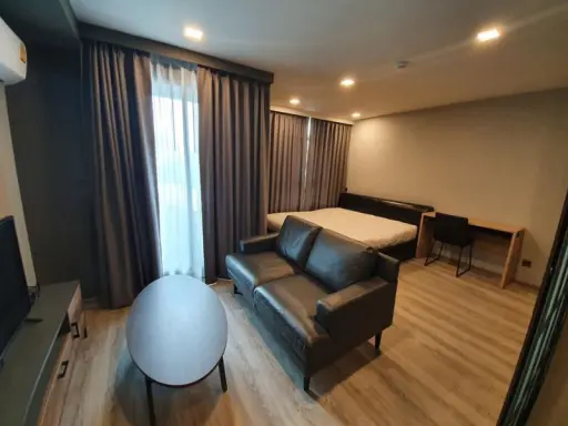 ห้องสวยเวอร์ ให้เช่า คอนโด มาเอสโตร รัชดา 19 ตกแต่งห้องอย่างดี เฟอร์ครบชุด พลาดห้องนี้แล้วจะเสียใจ