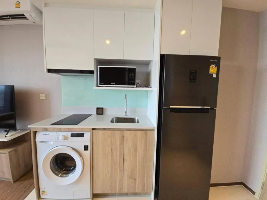 For sale, for rent, Condo One Pattaya (North Pattaya), studio room, beautiful, nice to live in, great view, if you don't book, you'll really miss out.