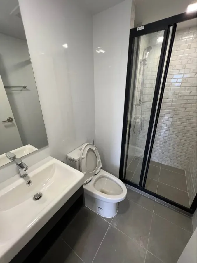 ให้เช่า Atmoz Kanaal Rangsit ห้องพร้อมอยู่ เฟอร์ เครื่องใช้ไฟฟ้าครบ รีบมาจองเลย