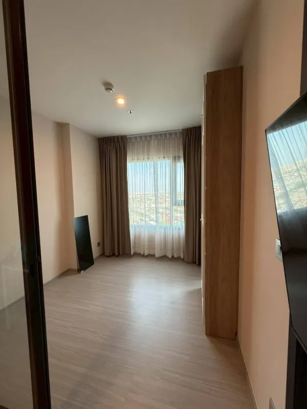 ขาย ให้เช่า Aspire Erawan Prime ห้องมุม ติดบันไดหนีไฟ ส่วนตัว วิวเปิดโล่ง เห็นเมืองสมุทรปราการ ไม่มีตึกบังวิว ห้องได้แดดเช้า ไม่ร้อน จองเลย
