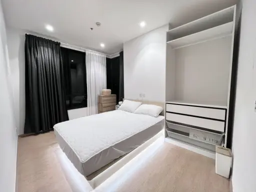 ให้เช่า Maru Ekkamai 2 ห้องนอนเป็นห้องมุม ไม่ติดผนังห้องอื่น ใช้เสียงได้ วิวโล่ง ไม่มีตึกสูงบัง 2 ห้องนอน 2 ห้องน้ำ ต้องจัดแล้ว!!