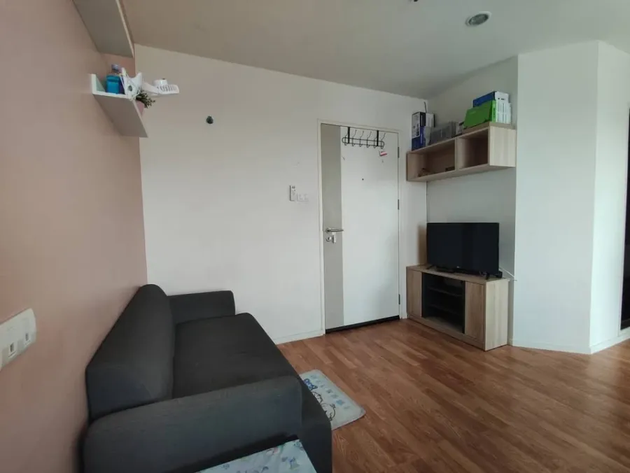 For sale Lumpini Park Phetkasem 98, Building D, 19th floor, fully furnished, ready to move in, city view, great atmosphere, if you don't reserve, you'