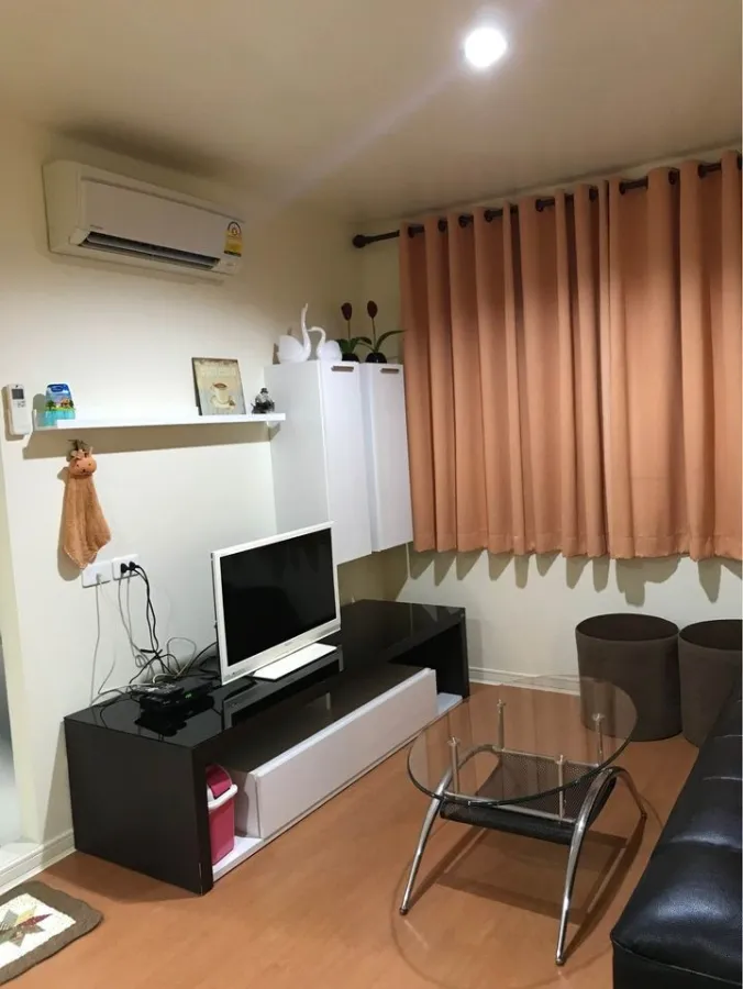 For rent: Lumpini Condo Town Ramintra - Nawamin, spacious room with usable space. Fully furnished, book now