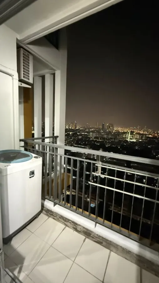 Condo for rent: The Parkland Taksin-Thapra. Spacious room, great living space, convenient and complete in one place. Reserve now!
