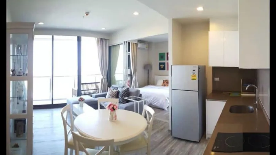 ขาย / ให้เช่า คอนโด บ้านปลายหาด พัทยา ชั้นสูง ห้องมุม วิวทะเล แต่งสวย พลาดไม่ได้แล้ว!!