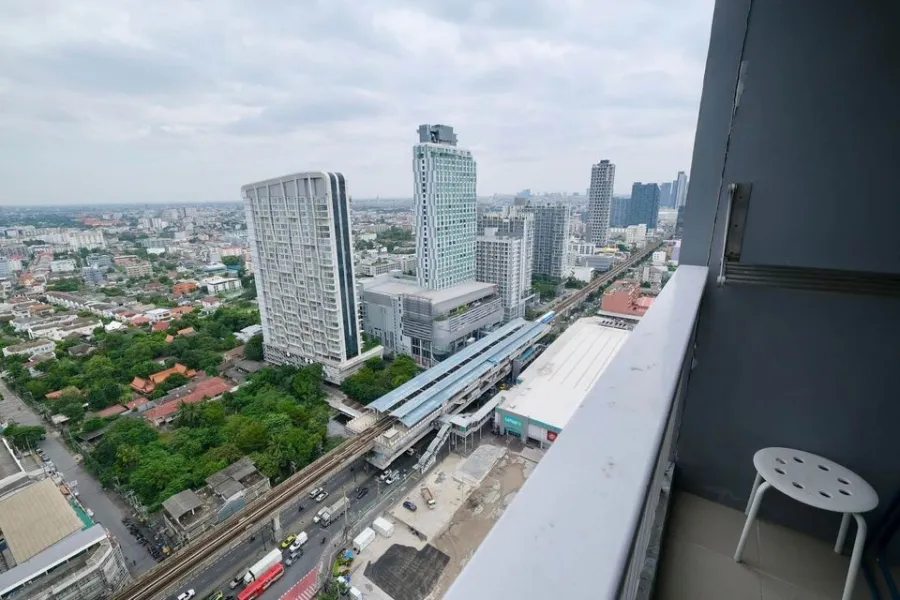 Condo for rent, The Rhythm Sukhumvit 50, nice room, wide size, high floor, good price, don't miss it