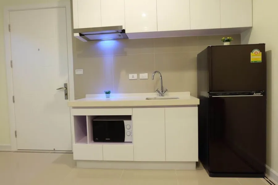 Condo for rent, TC green Rama 9, spacious room There is space to use, friendly price, do not reserve, you will regret it.