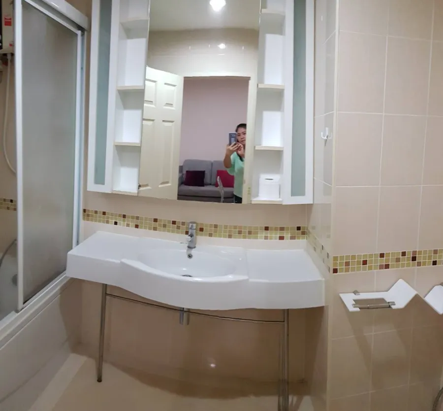 For rent Life at Tha Phra, very beautiful room, very pleasant, 7th floor, high, good condition, fully furnished If interested, hurry to reserve.