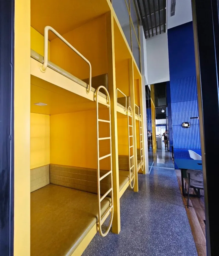 For sale: Common TU, 18th floor, great view, nice decorated room, minimalist, very minimalist, just come and move in.