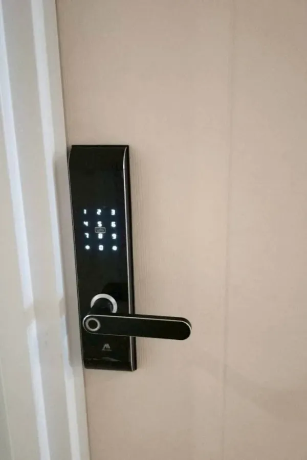 For rent: The Key Wutthakat, 12th floor, great view, fully furnished with appliances. Don't miss out!