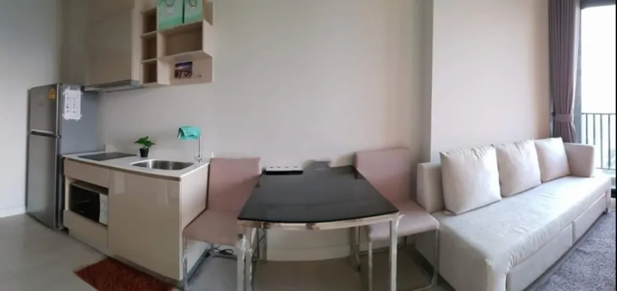For rent!! The Niche Pride Condo, Thonglor-Phetchaburi, 21st floor, Building A, good location condo, ready to move in, don't miss it!!