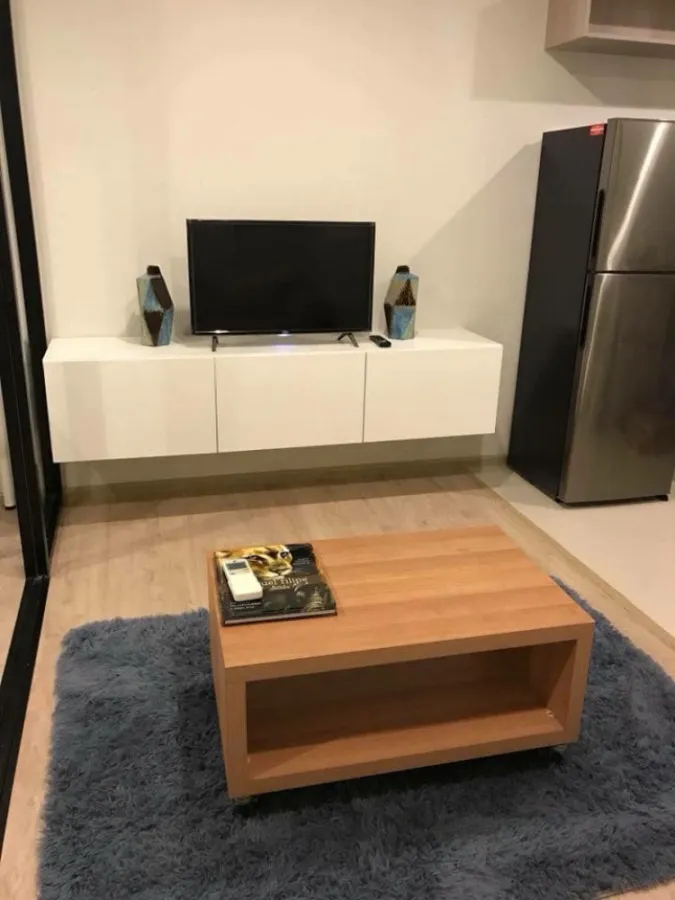 Urgent. Condo for sale. Fuse Miti Sutthisan Ratchada 1bed fully furnished. Great investment. Live by yourself. It's great. Don't miss it.