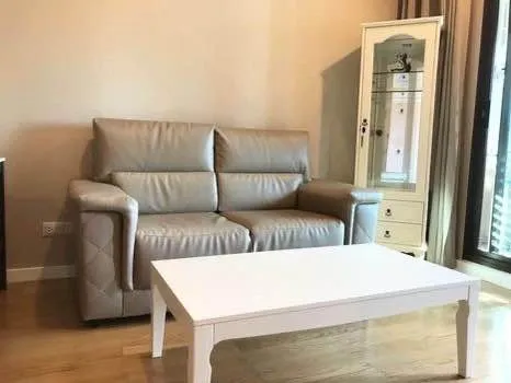 Rent/sell lette Dwell Sukhumvit 26, size 34.78 sq m, Building B, 5th floor, swimming pool view, book now.