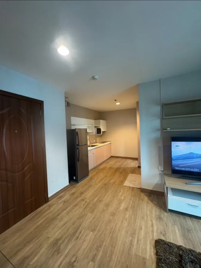 Sell ​​Akasin place condo, big room, corner was on the top floor furniture is ready Plus the best price, don't miss it.
