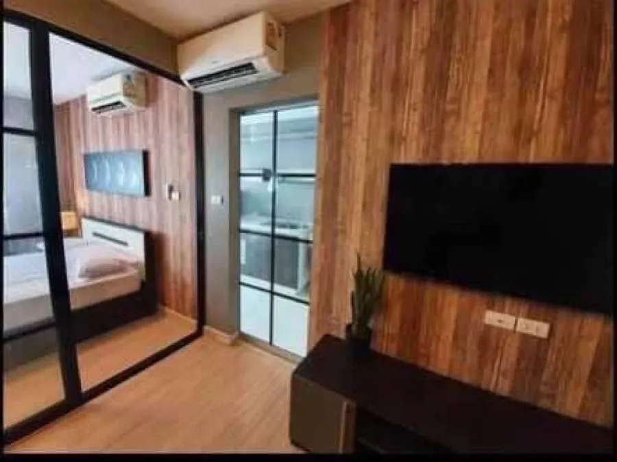 For rent!! Smart Watcharaphon Condo, 2nd floor, Building A, fully furnished. You can bring your bags and come in. Don't miss it!!