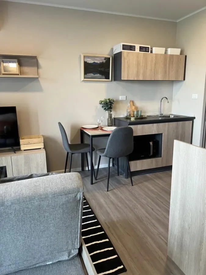 ให้เช่า D CONDO HIDEAWAY RANGSIT ตกแต่งครบ พร้อมเข้าอยู่ เครื่องใช้ไฟฟ้าครบครัน วิวดี ห้องมุม จองเลย