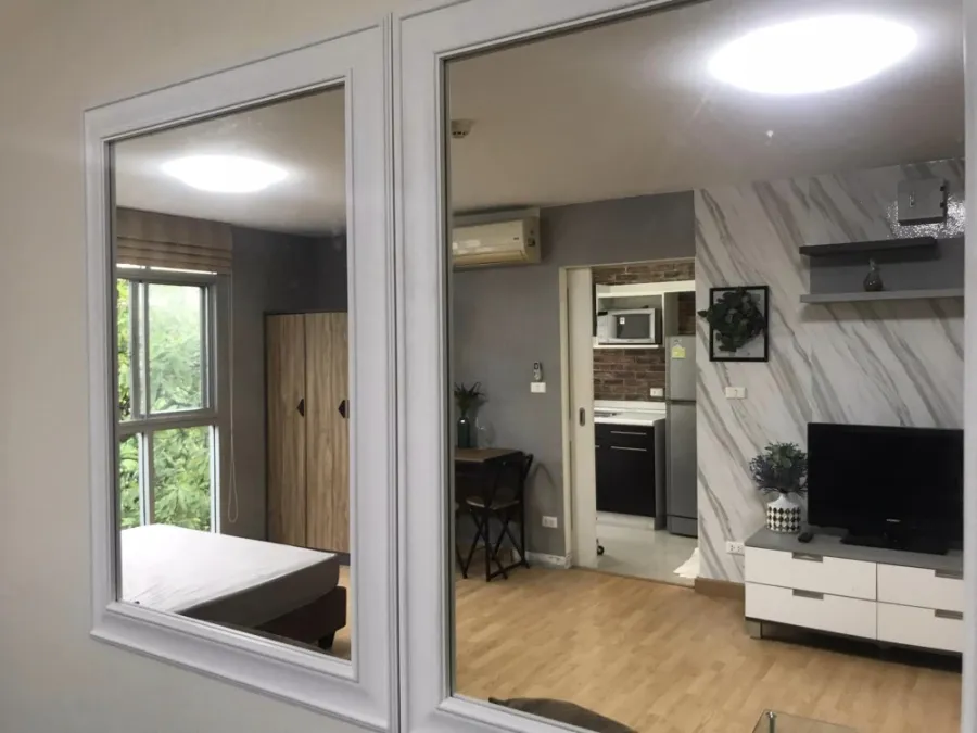 For rent The Links Sukhumvit 50 ห้องกว้างอยู่สบาย ผนังกรุหินอ่อนอย่างดีพร้อมโซฟาหนังตัวใหญ่ ห้ามพลาด