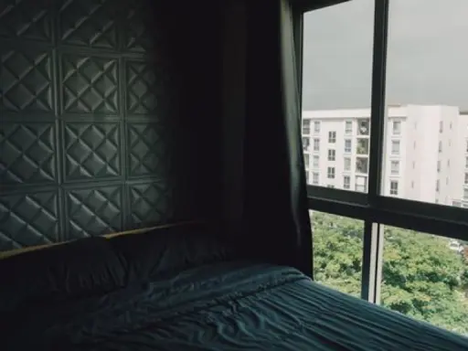 Plum Condo Chaengwattana Station for sale, 8th floor, corner room with furniture and electrical appliances. Buy now, great value.