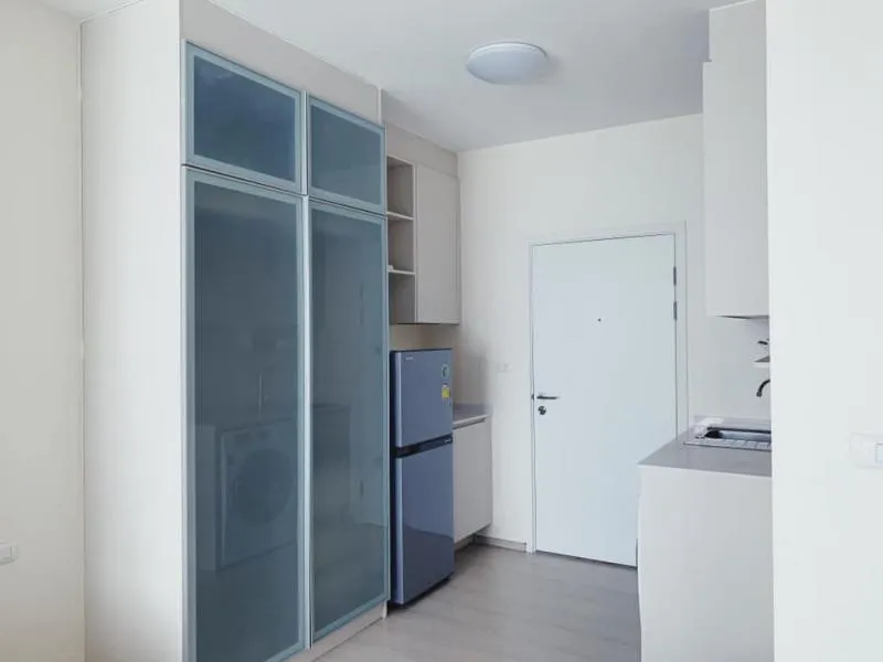 For rent Chapter one eco Ratchada-Huay Kwang. The room is ready. Carry a stylish bag and come to sleep cool and chill!!